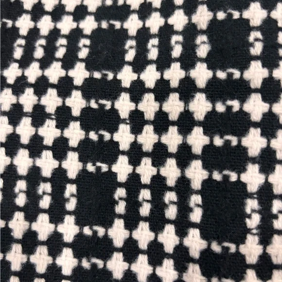 NWT LOFT Black and White Mini Houndstooth Skirt - Picture 3 of 6